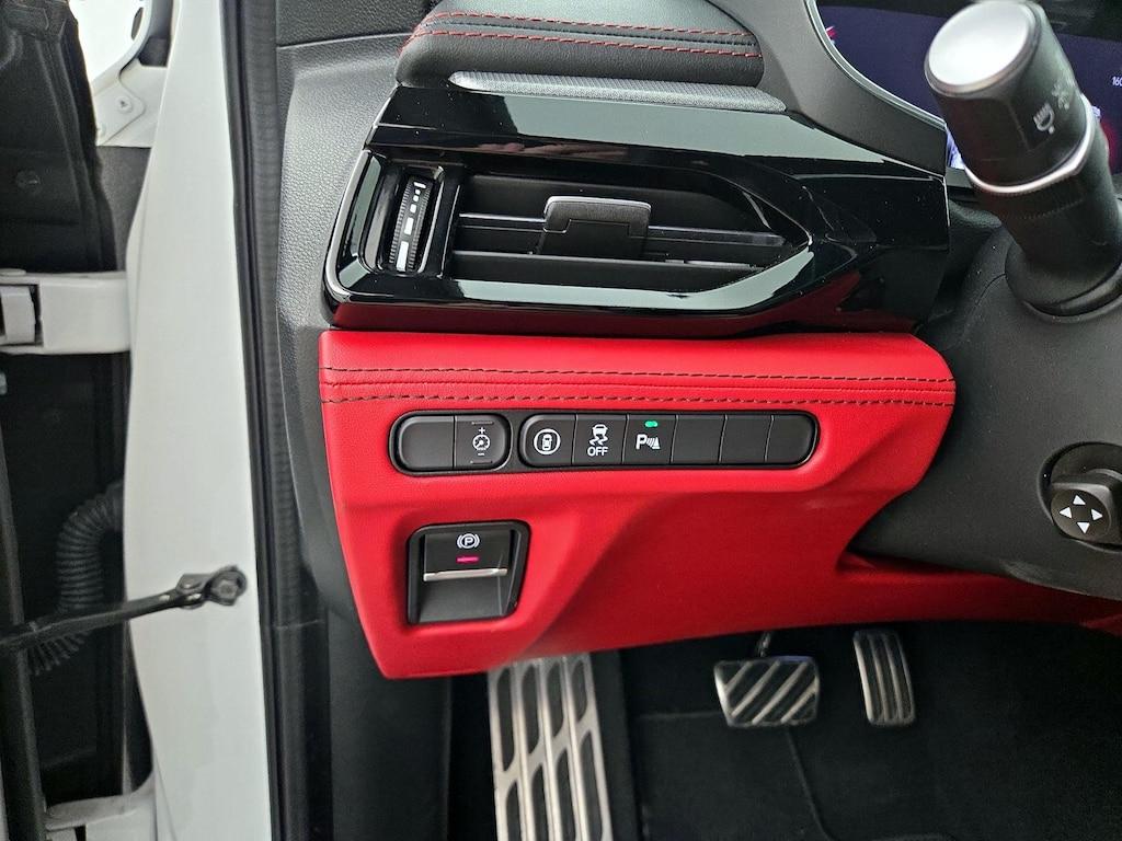 used 2022 Acura MDX car, priced at $43,998