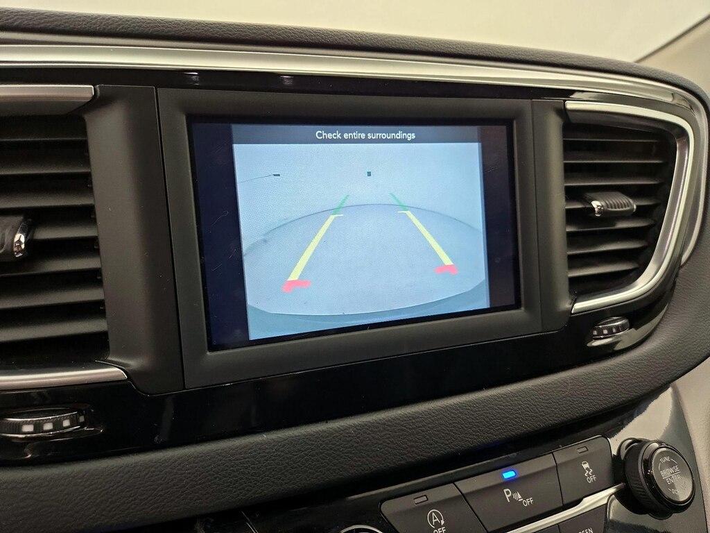 used 2020 Chrysler Pacifica car, priced at $27,998