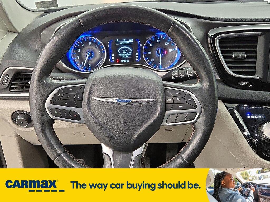 used 2020 Chrysler Pacifica car, priced at $27,998