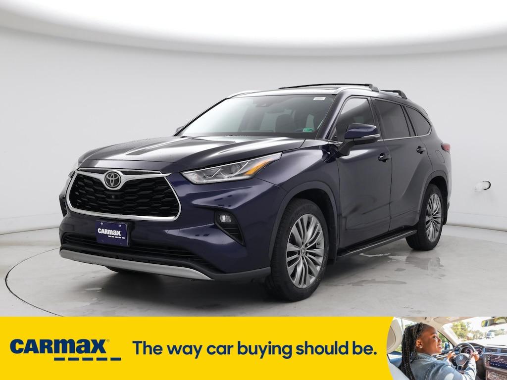 used 2021 Toyota Highlander car, priced at $42,998