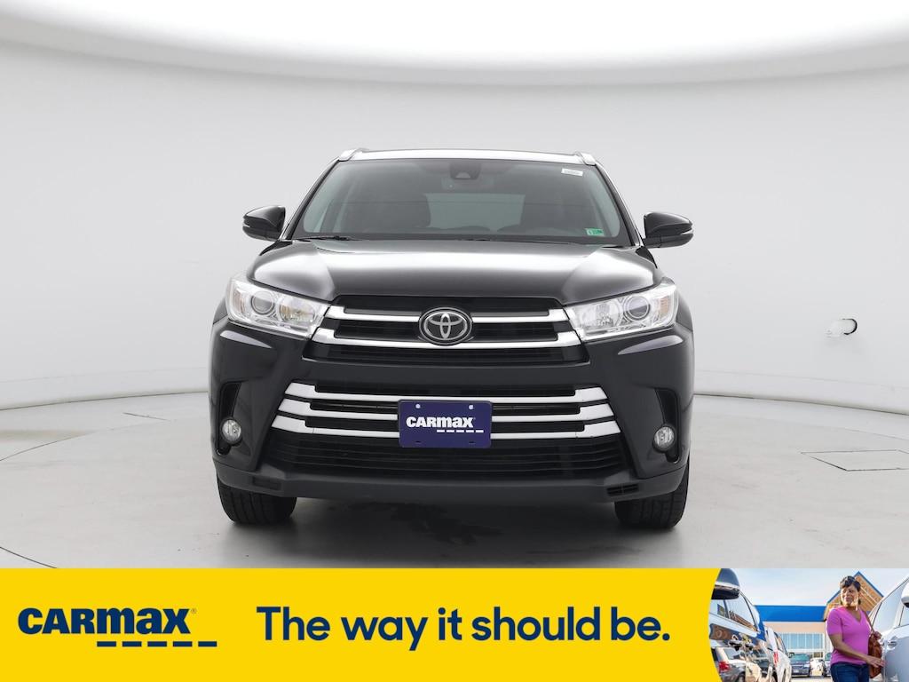 used 2017 Toyota Highlander car, priced at $23,998