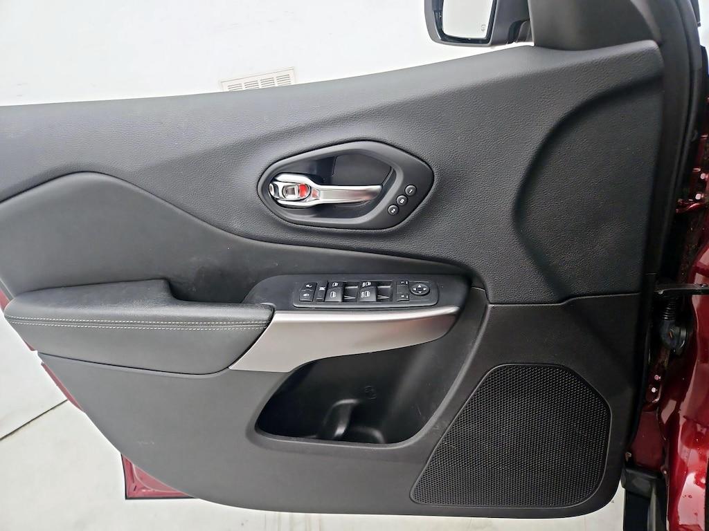 used 2019 Jeep Cherokee car, priced at $18,998