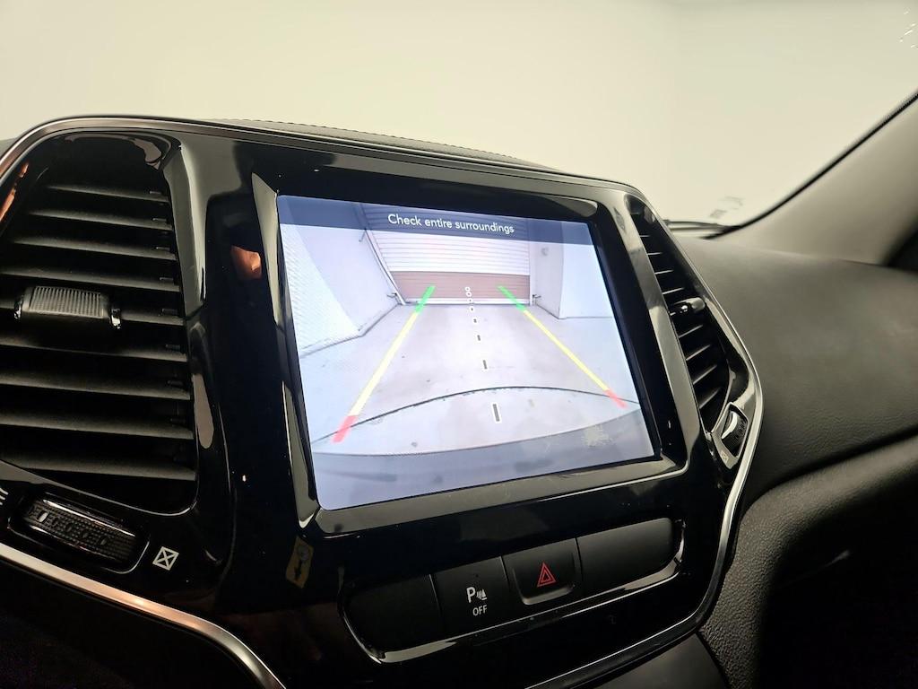 used 2019 Jeep Cherokee car, priced at $18,998
