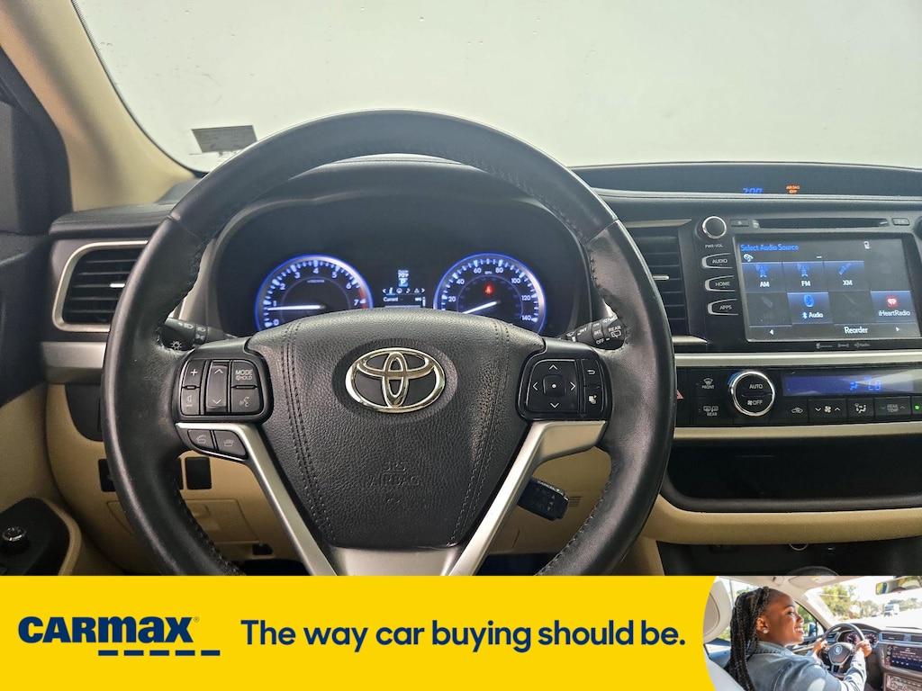 used 2016 Toyota Highlander car, priced at $21,998