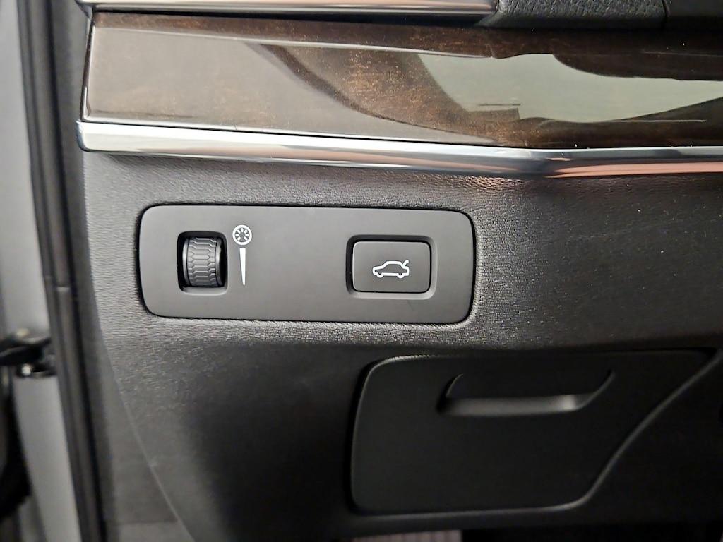 used 2017 Volvo XC90 car, priced at $25,998