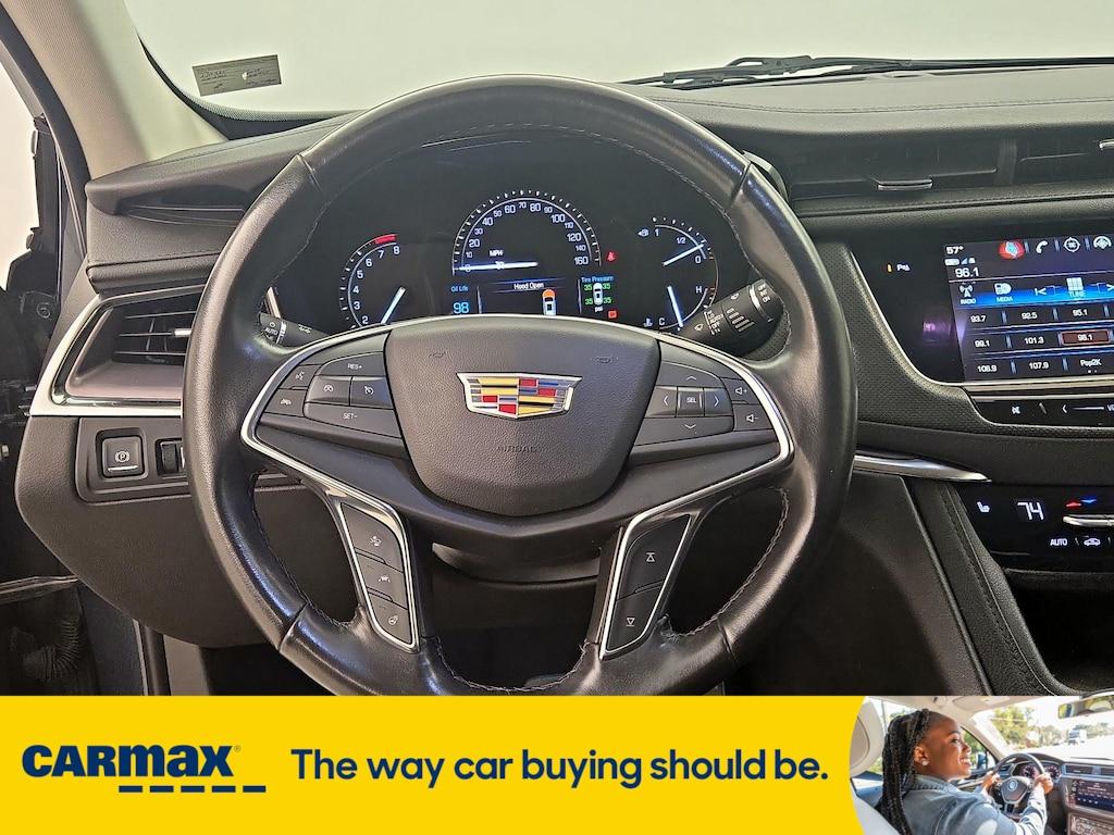 used 2019 Cadillac XT5 car, priced at $23,998