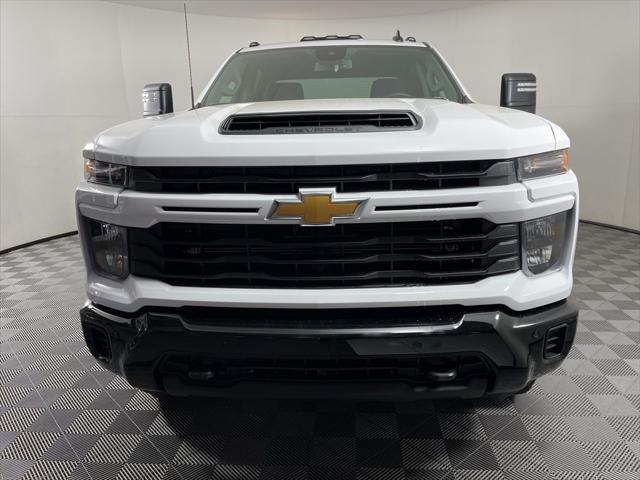 new 2025 Chevrolet Silverado 2500 car, priced at $69,265