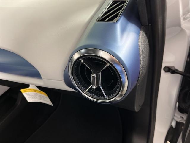 new 2025 Chevrolet Equinox EV car, priced at $43,590