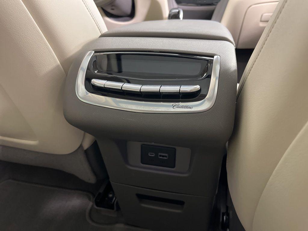 used 2020 Cadillac XT6 car, priced at $26,998