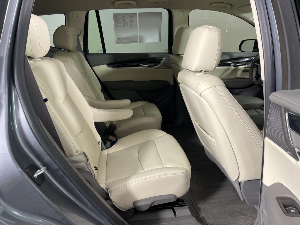 used 2020 Cadillac XT6 car, priced at $26,998