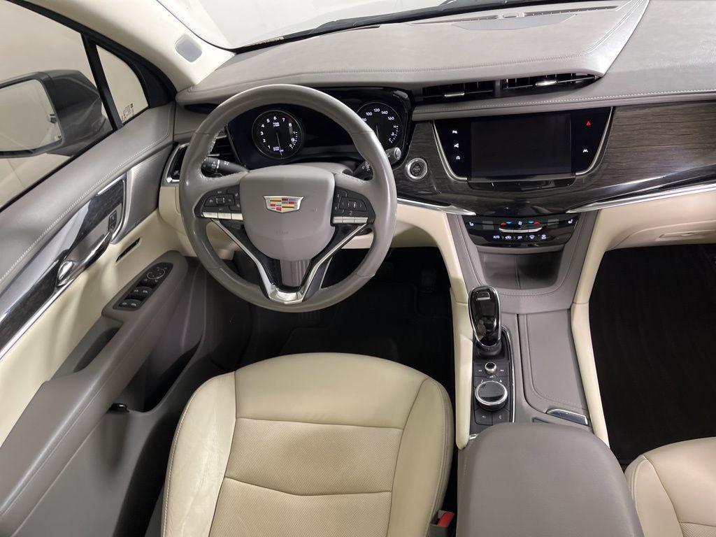 used 2020 Cadillac XT6 car, priced at $26,998