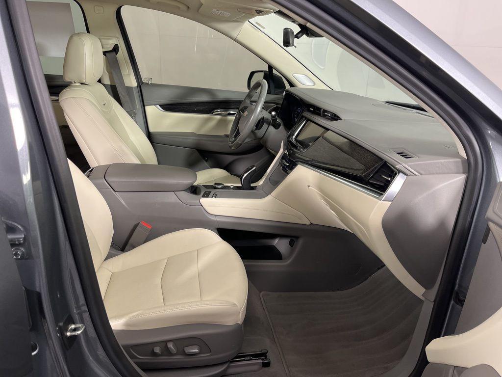 used 2020 Cadillac XT6 car, priced at $26,998