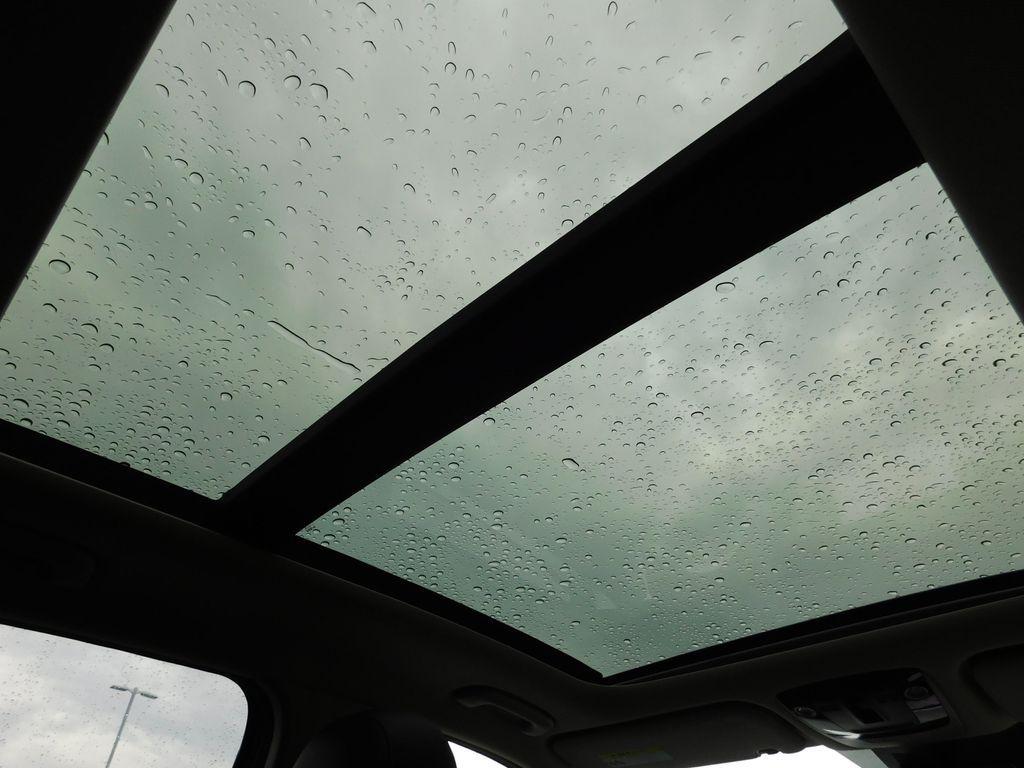 used 2023 Kia Sorento car, priced at $29,518