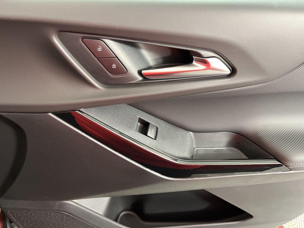 new 2026 Chevrolet Equinox car, priced at $31,315