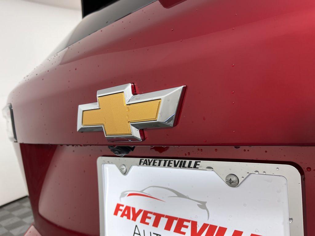 new 2026 Chevrolet Equinox car, priced at $31,315