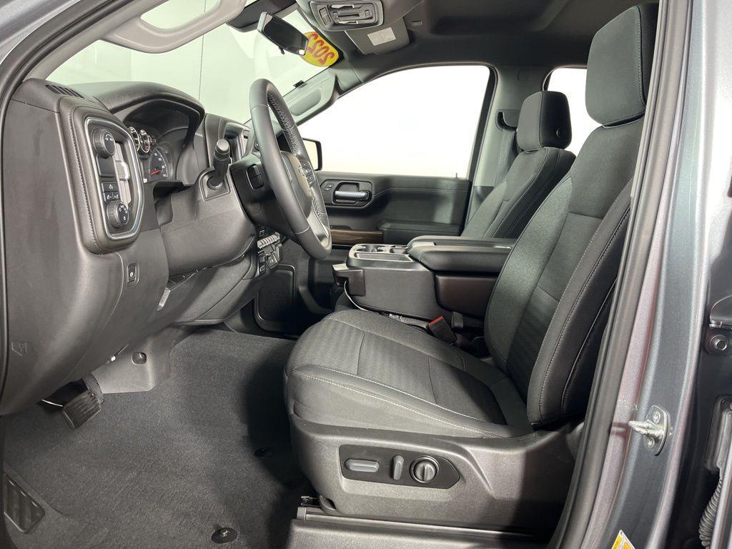 used 2022 Chevrolet Silverado 1500 car, priced at $33,385