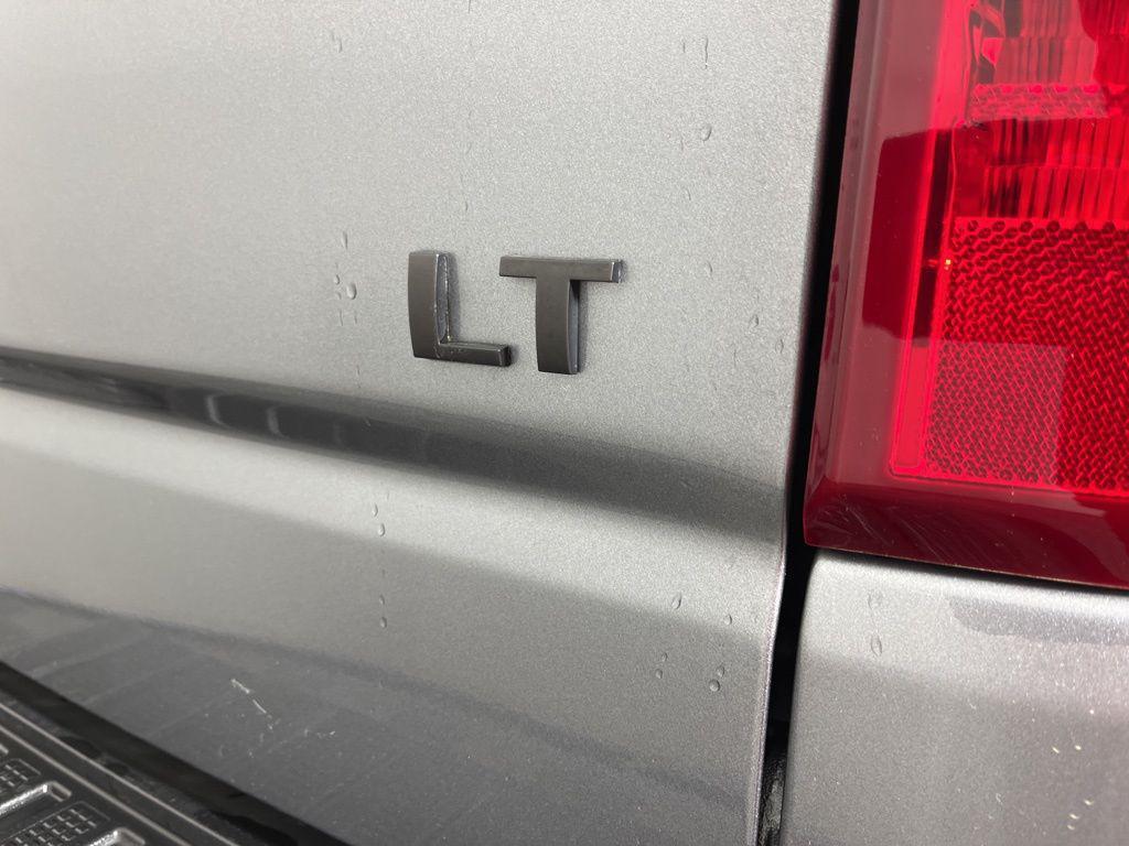 used 2022 Chevrolet Silverado 1500 car, priced at $33,385