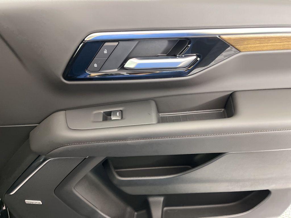 new 2026 Chevrolet Tahoe car, priced at $95,245