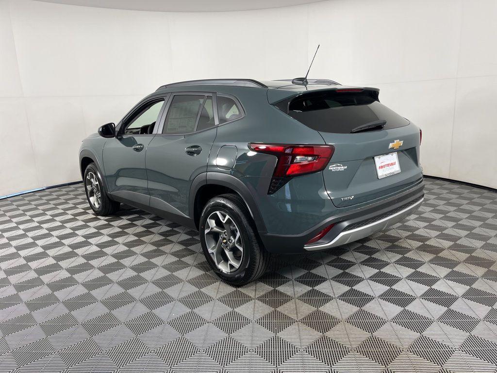 new 2025 Chevrolet Trax car, priced at $25,750