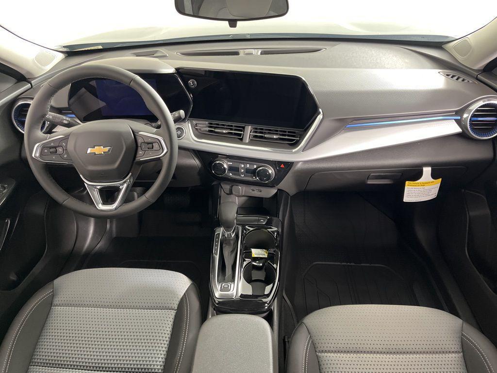 new 2025 Chevrolet Trax car, priced at $25,750