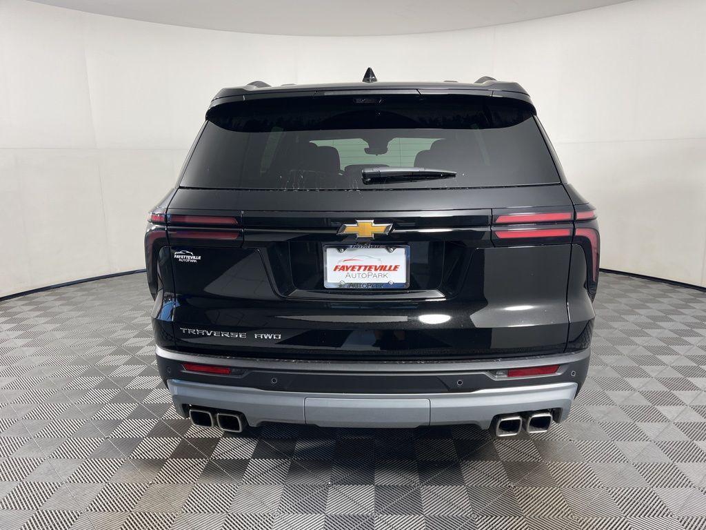 new 2026 Chevrolet Traverse car, priced at $46,345