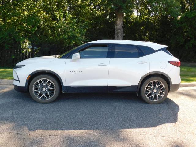used 2025 Chevrolet Blazer car, priced at $43,089