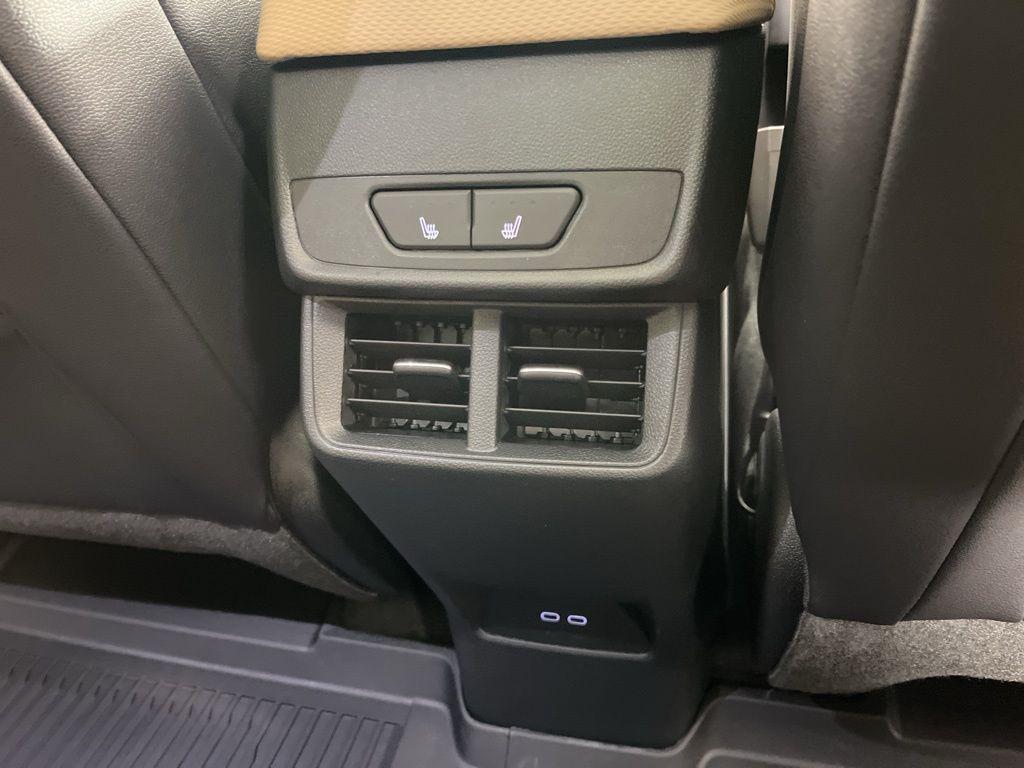 new 2026 Chevrolet Equinox car, priced at $40,540