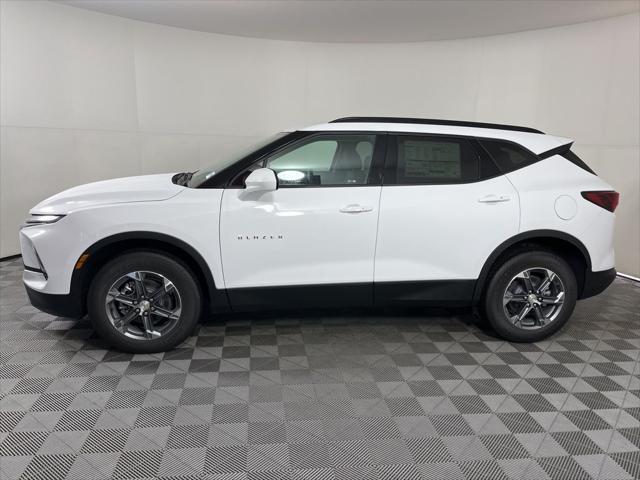 new 2025 Chevrolet Blazer car, priced at $39,400