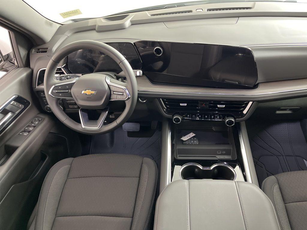 new 2025 Chevrolet Suburban car, priced at $69,380