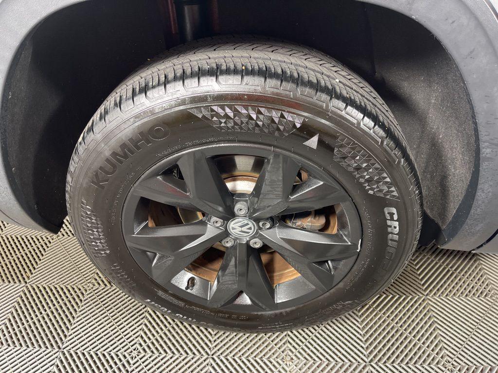 used 2018 Volkswagen Atlas car, priced at $14,695