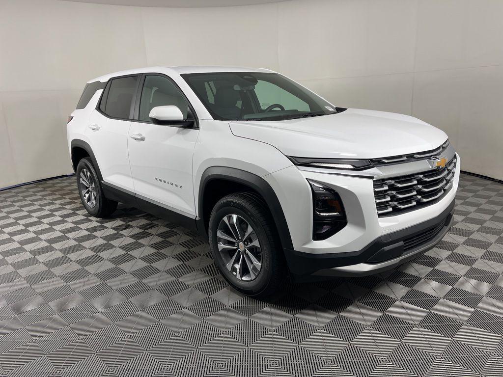 new 2026 Chevrolet Equinox car, priced at $32,820