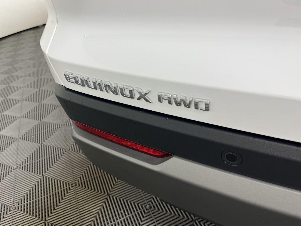 new 2026 Chevrolet Equinox car, priced at $32,820