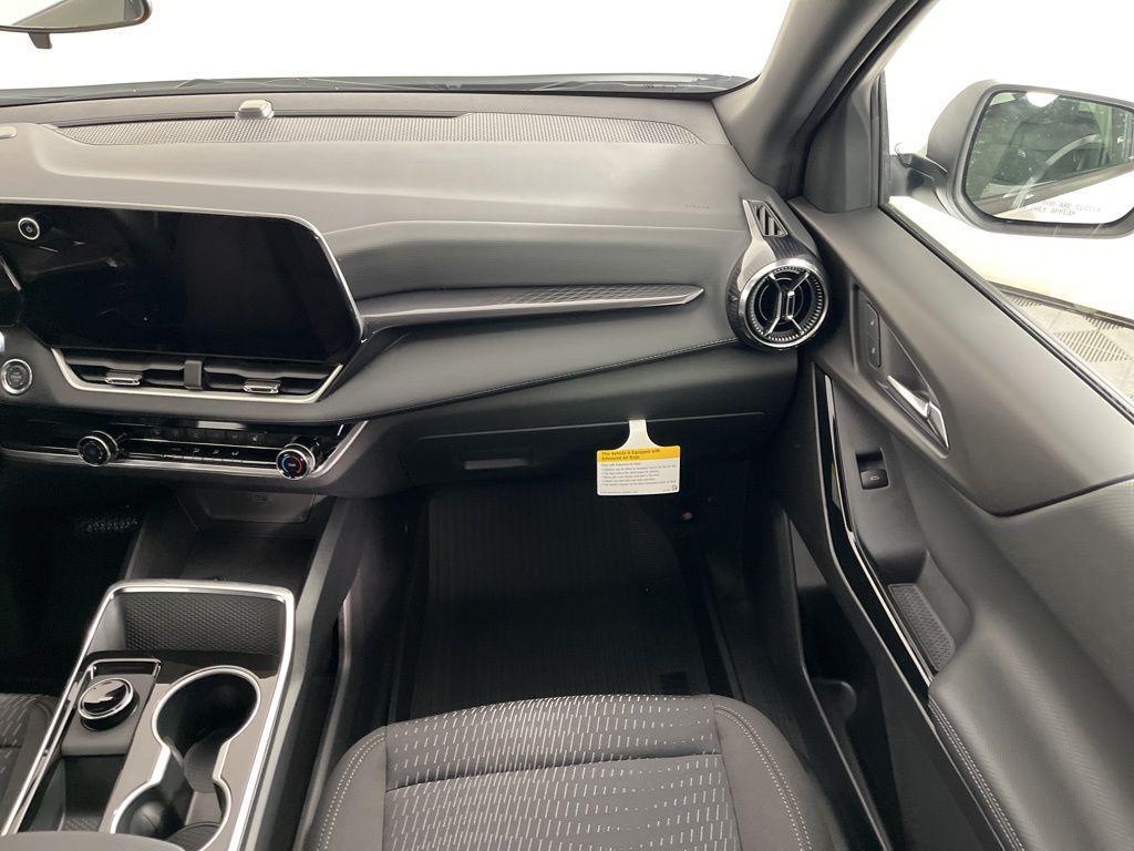 new 2026 Chevrolet Equinox car, priced at $32,820