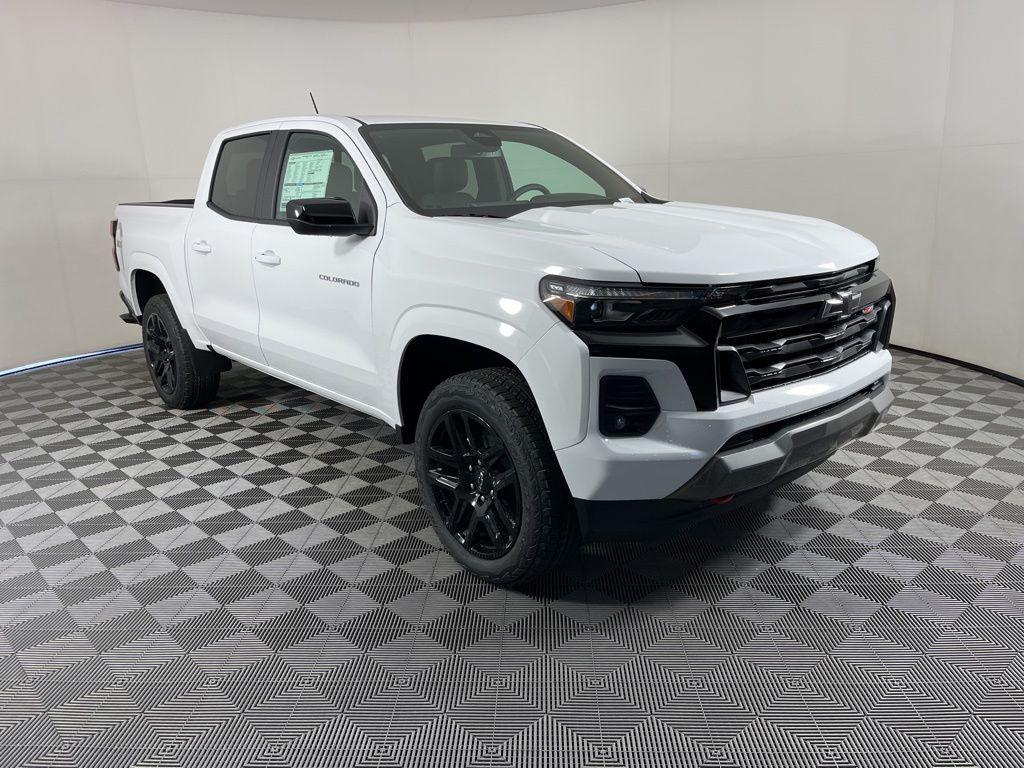 new 2025 Chevrolet Colorado car, priced at $47,840