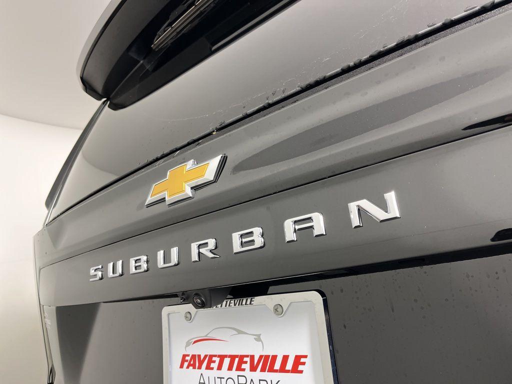 new 2025 Chevrolet Suburban car, priced at $75,275