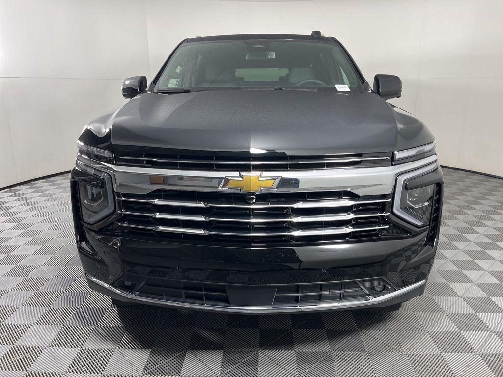 new 2025 Chevrolet Suburban car, priced at $75,275