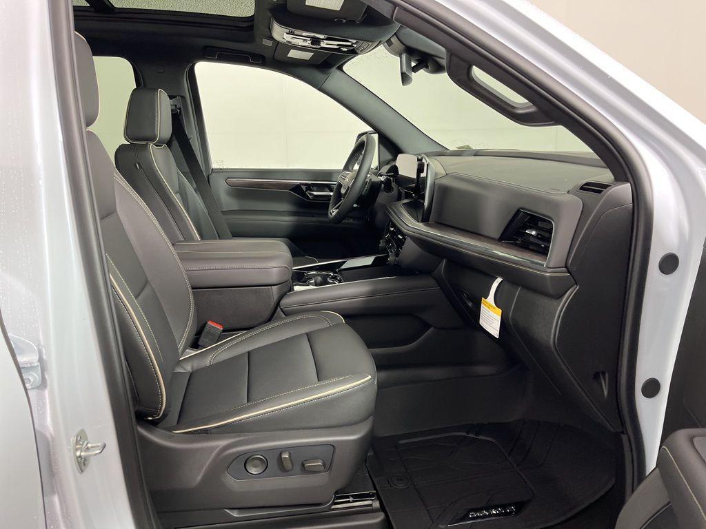 new 2026 Chevrolet Suburban car, priced at $87,575