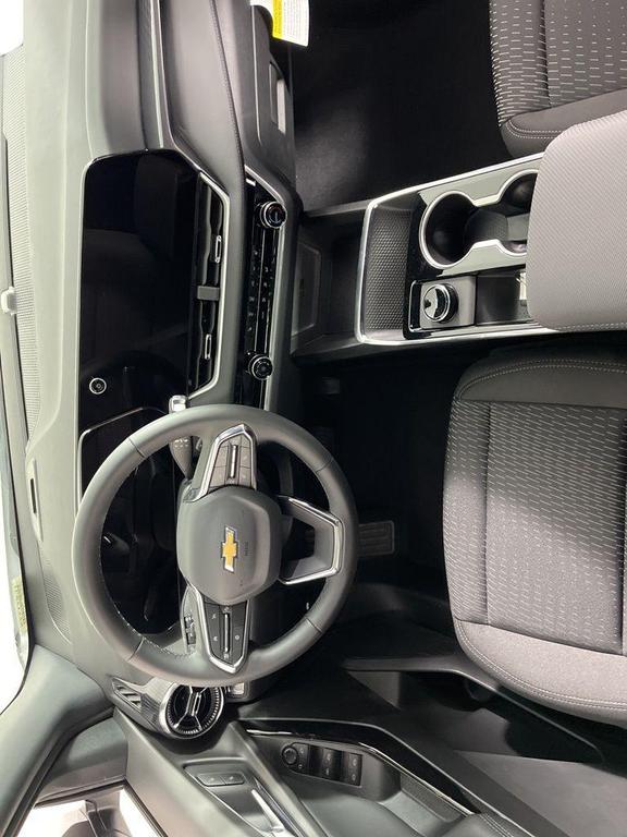 new 2026 Chevrolet Equinox car, priced at $31,705