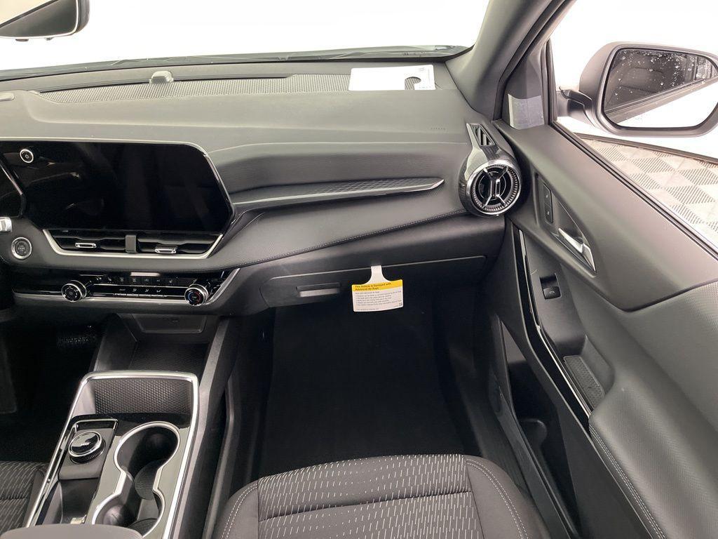 new 2026 Chevrolet Equinox car, priced at $31,705