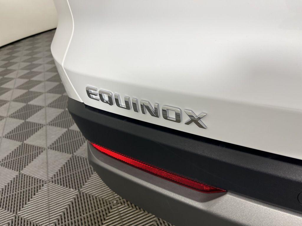 new 2026 Chevrolet Equinox car, priced at $31,705