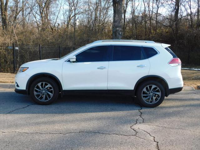 used 2016 Nissan Rogue car, priced at $13,925