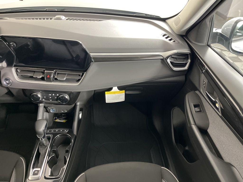 new 2026 Chevrolet TrailBlazer car, priced at $27,845