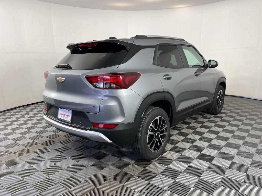 new 2026 Chevrolet TrailBlazer car, priced at $27,845