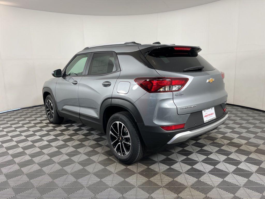 new 2026 Chevrolet TrailBlazer car, priced at $27,845