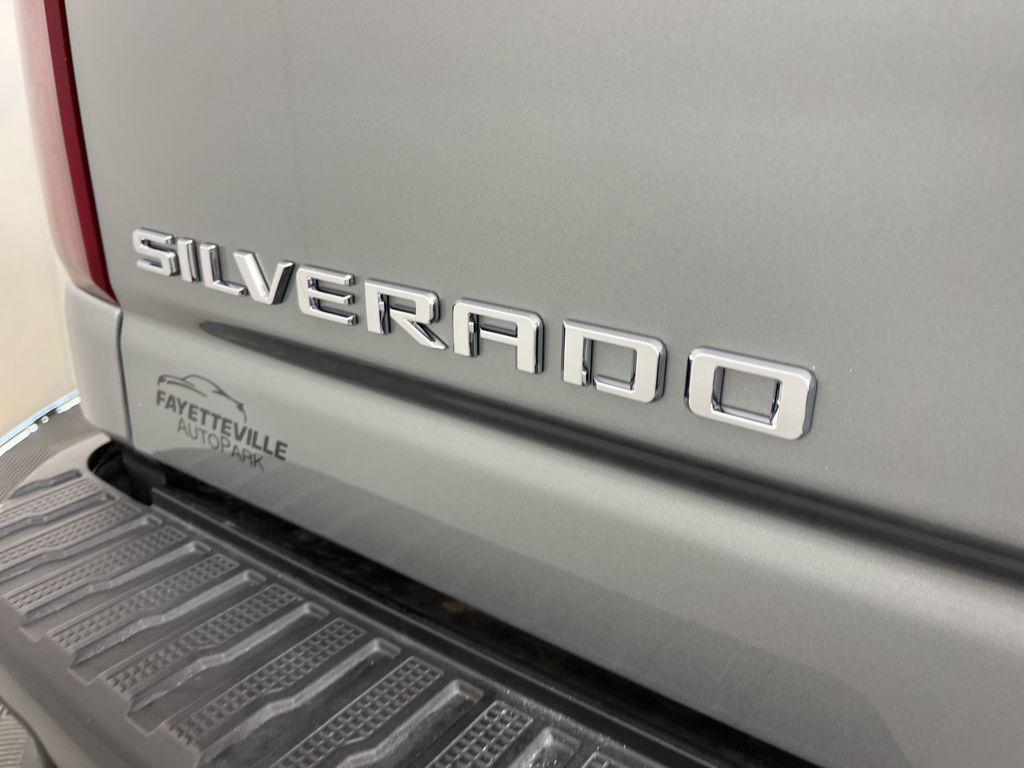 used 2025 Chevrolet Silverado 2500 car, priced at $48,988