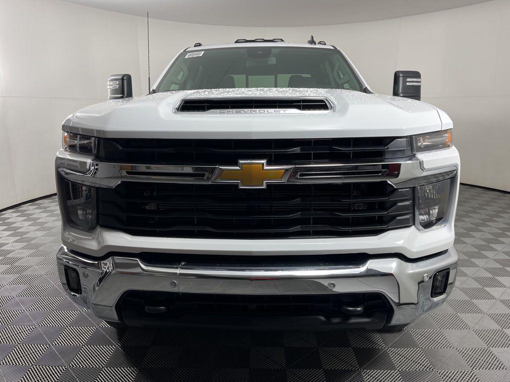 new 2026 Chevrolet Silverado 3500 car, priced at $82,055