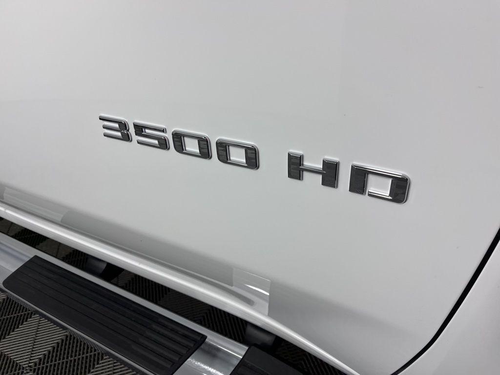 new 2026 Chevrolet Silverado 3500 car, priced at $82,055