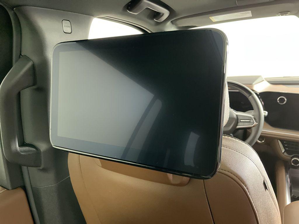 new 2026 Chevrolet Suburban car, priced at $99,670