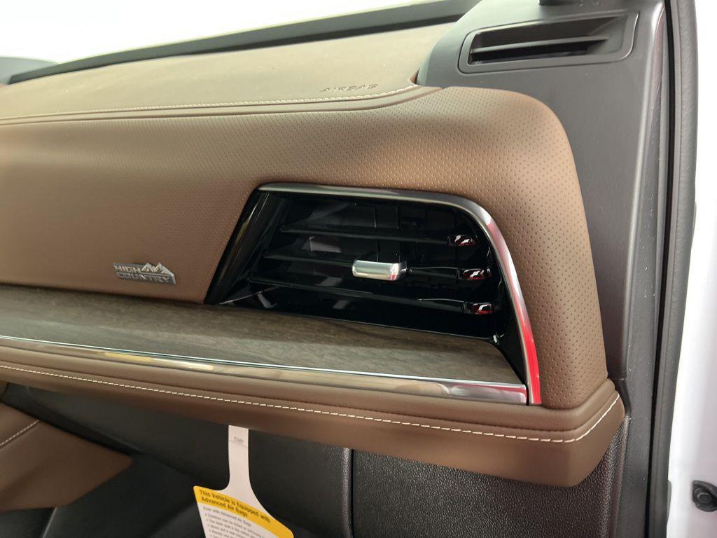 new 2026 Chevrolet Suburban car, priced at $99,670