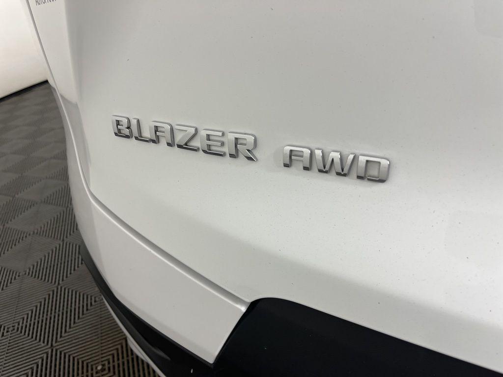 used 2024 Chevrolet Blazer car, priced at $25,999